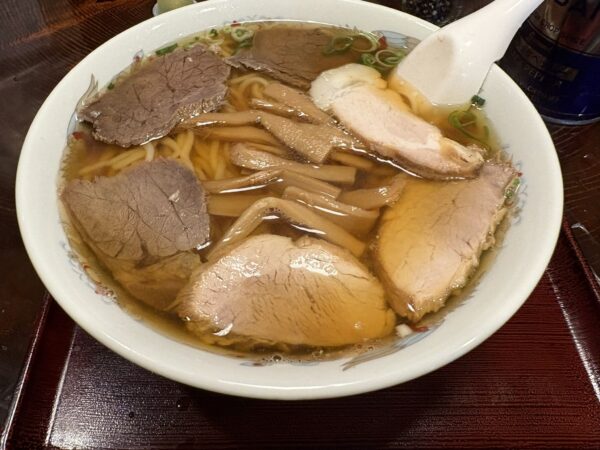 馬肉チャーシュー麺です。