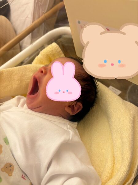 長い妊活と反復着床不全を乗り越えて誕生した赤ちゃんのあくび写真🍒