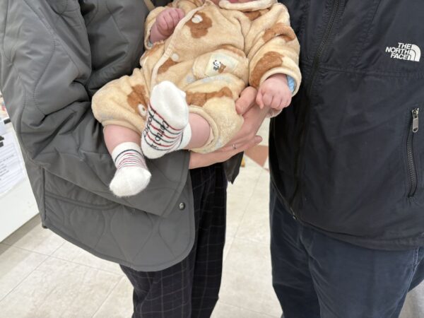 山形県村山市のお客様。子宮腺筋症のご相談後に妊娠・出産され、生後6ヶ月の赤ちゃんとご家族でご来店くださいました